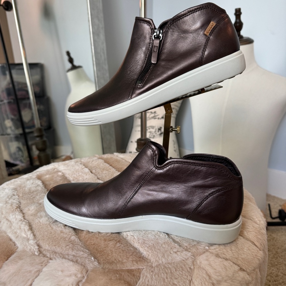 ECCO Soft 7 Brown Leather Zip Ankle Booties Women’s Size 41/ US 10.5 - Like New! - Picture 4 of 9